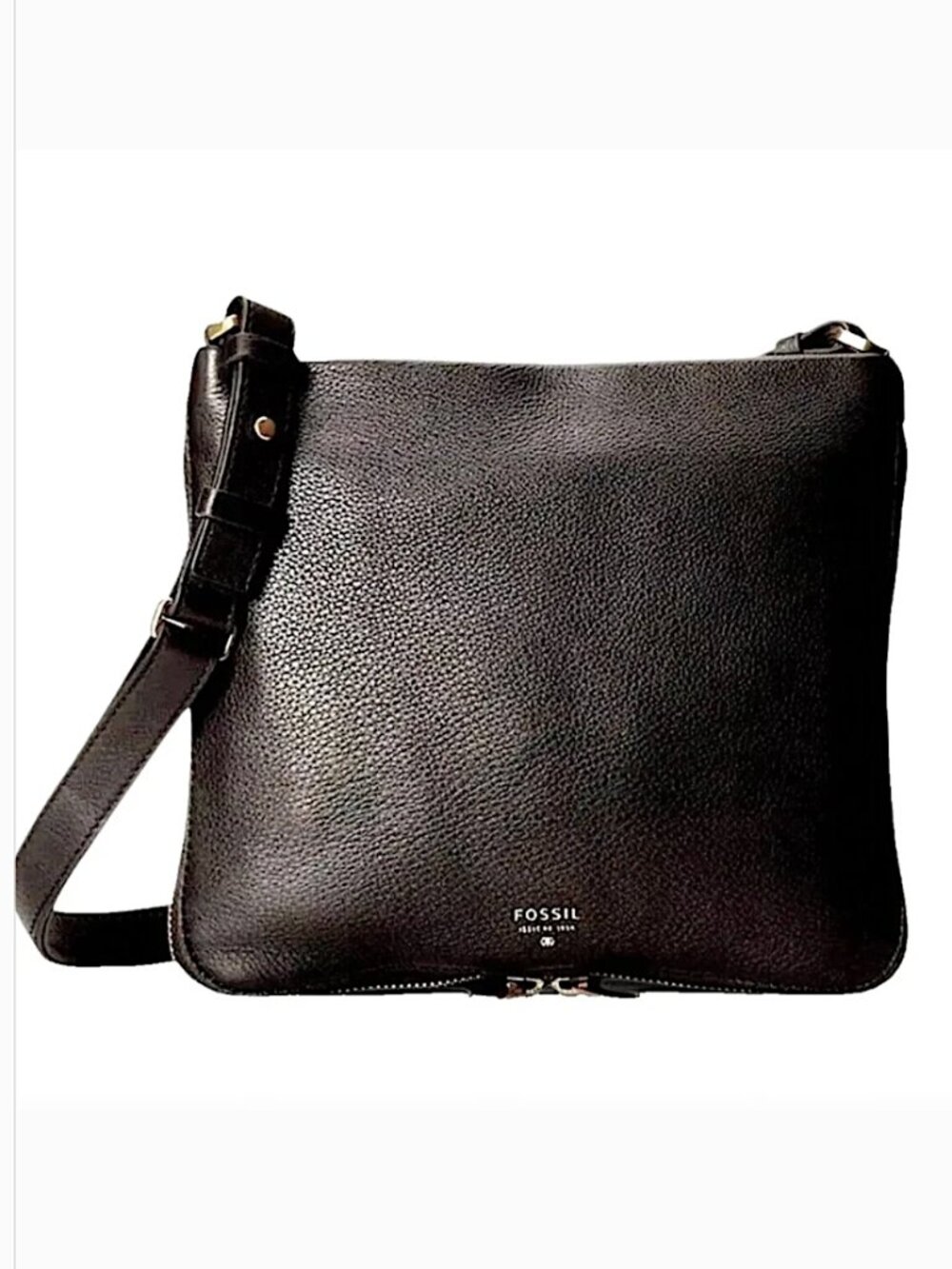 FOSSIL Pebbled Leather Expandable Zip Around CrossBody Bag Black